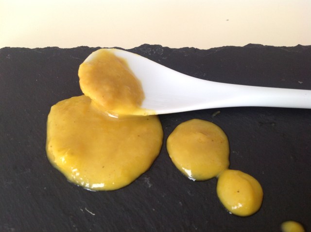 Salsa de mango al curry