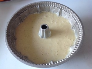 Verter en molde engrasado