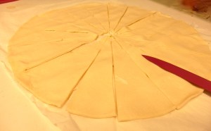 Cortar la masa en porciones