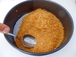 Haciendo la base de galletas