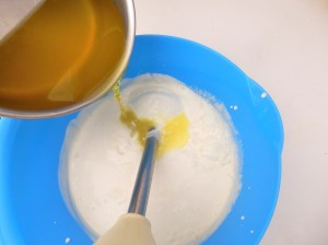 Añadir la gelatina disuelta