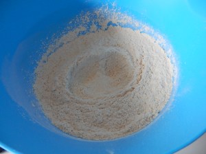 Mezclando harinas y levadura
