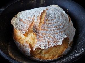 Mantener en la cazuela y con el horno apadado
