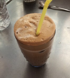 Frappé con leche