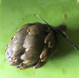 Cortando la alcachofa